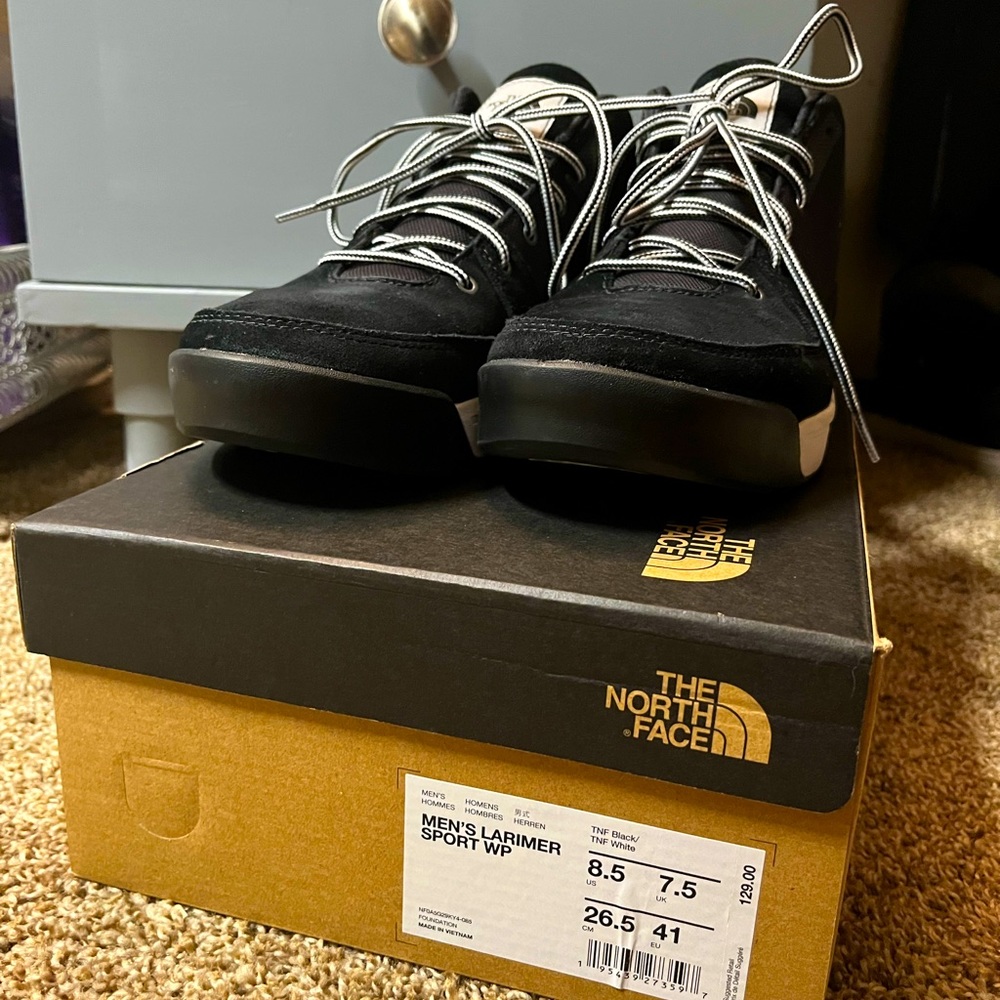 Tried on once. Brand new.